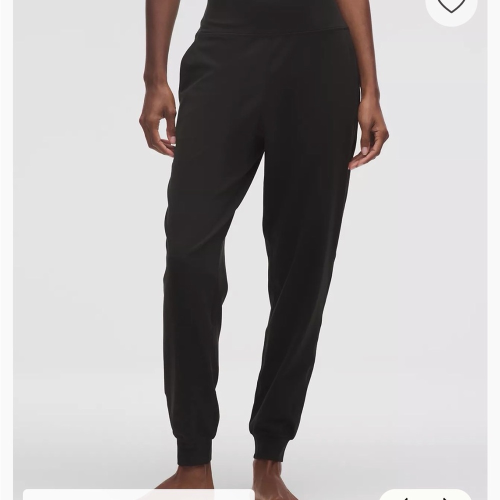 Lululemon align high-rise joggers size 4